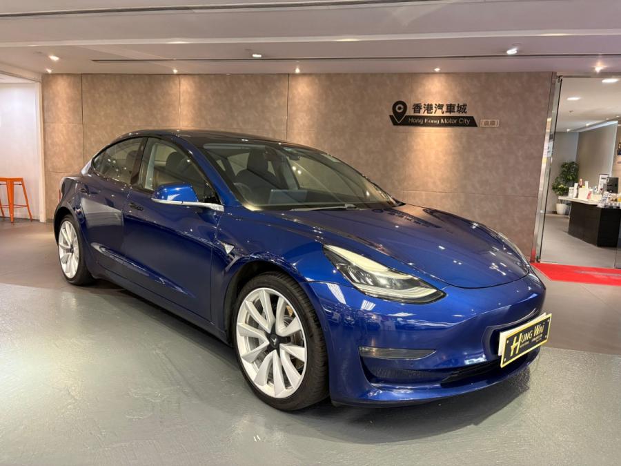 TESLA Model 3 Long Range